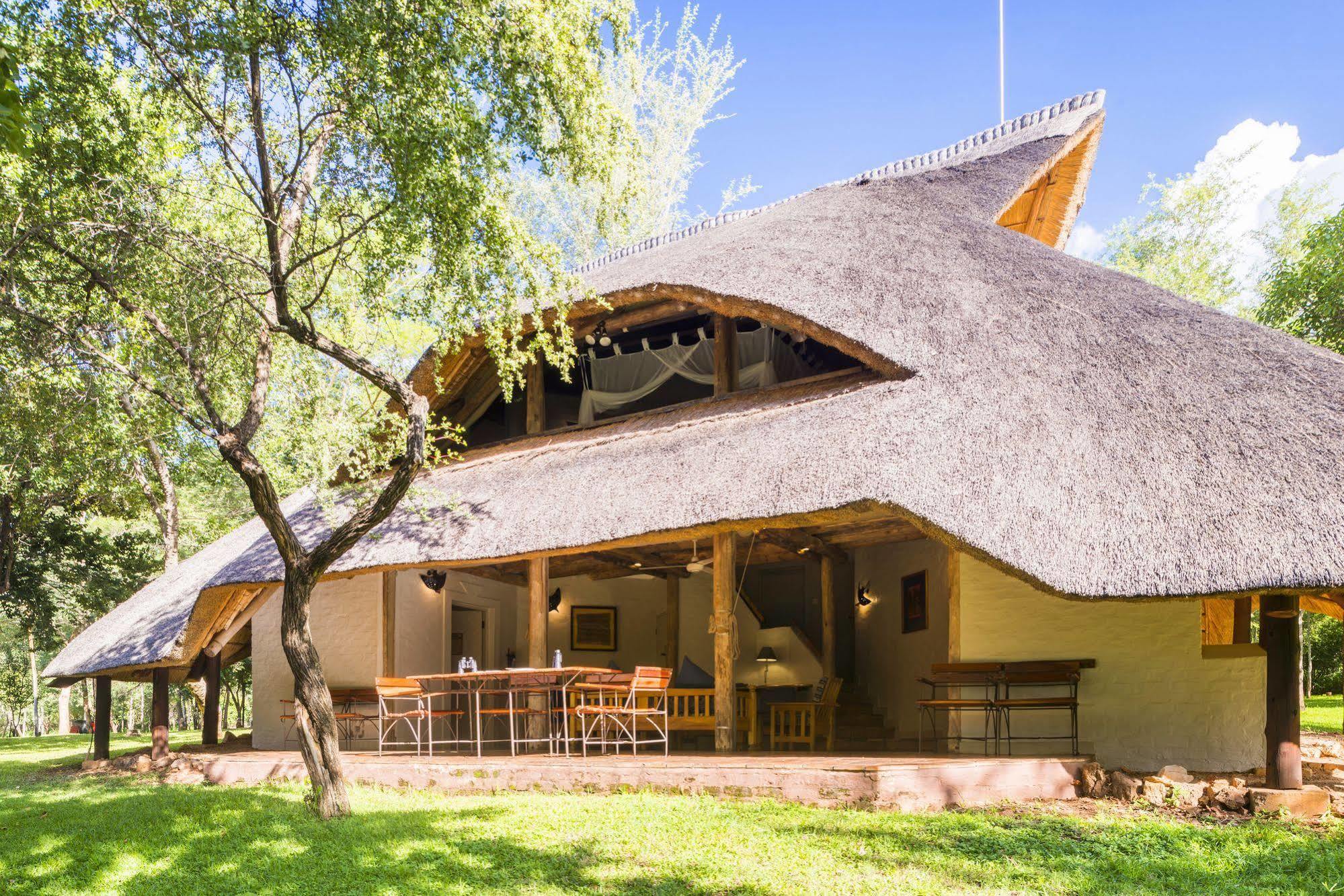 Lokuthula Lodges Victoriawatervallen Buitenkant foto