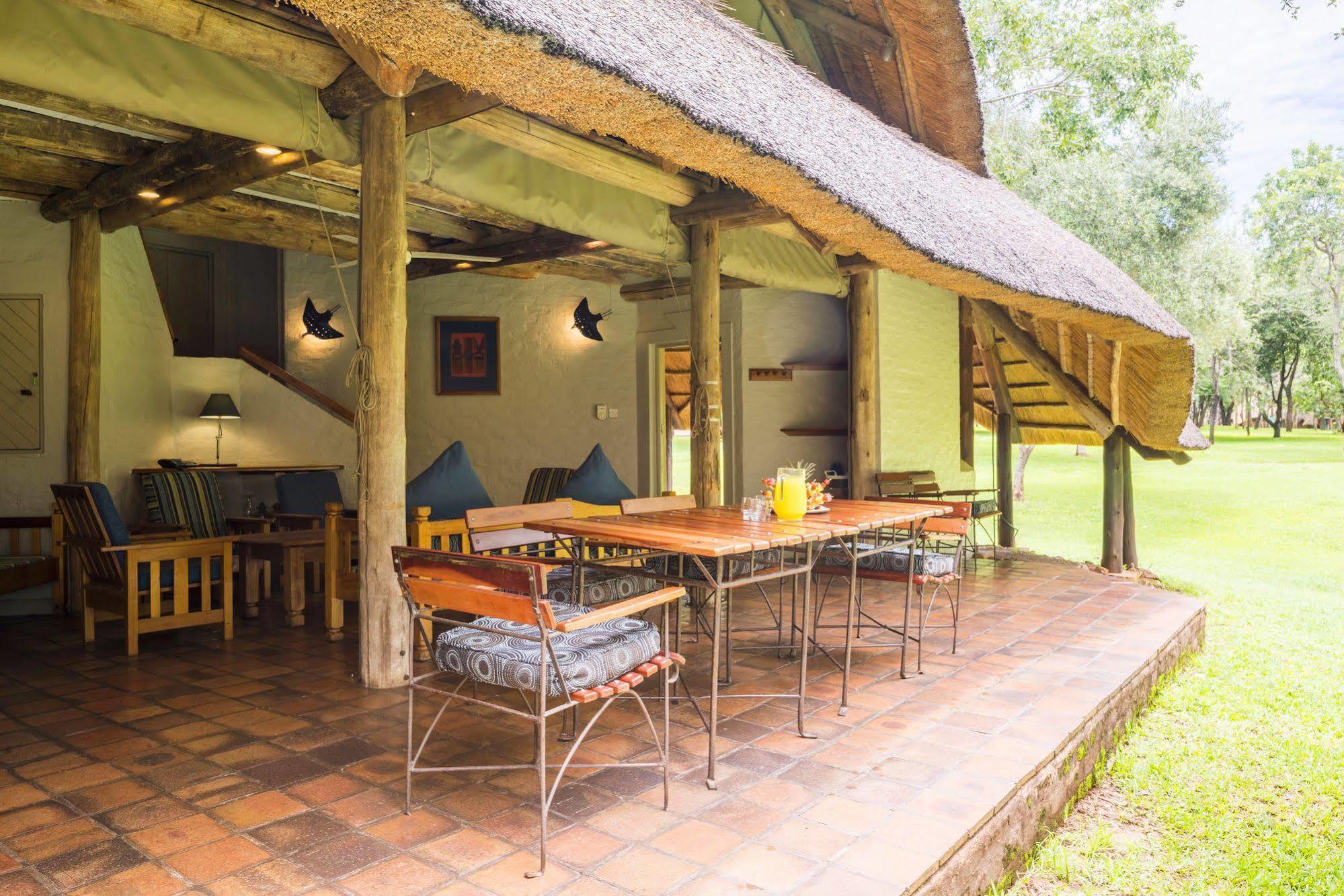 Lokuthula Lodges Victoriawatervallen Buitenkant foto