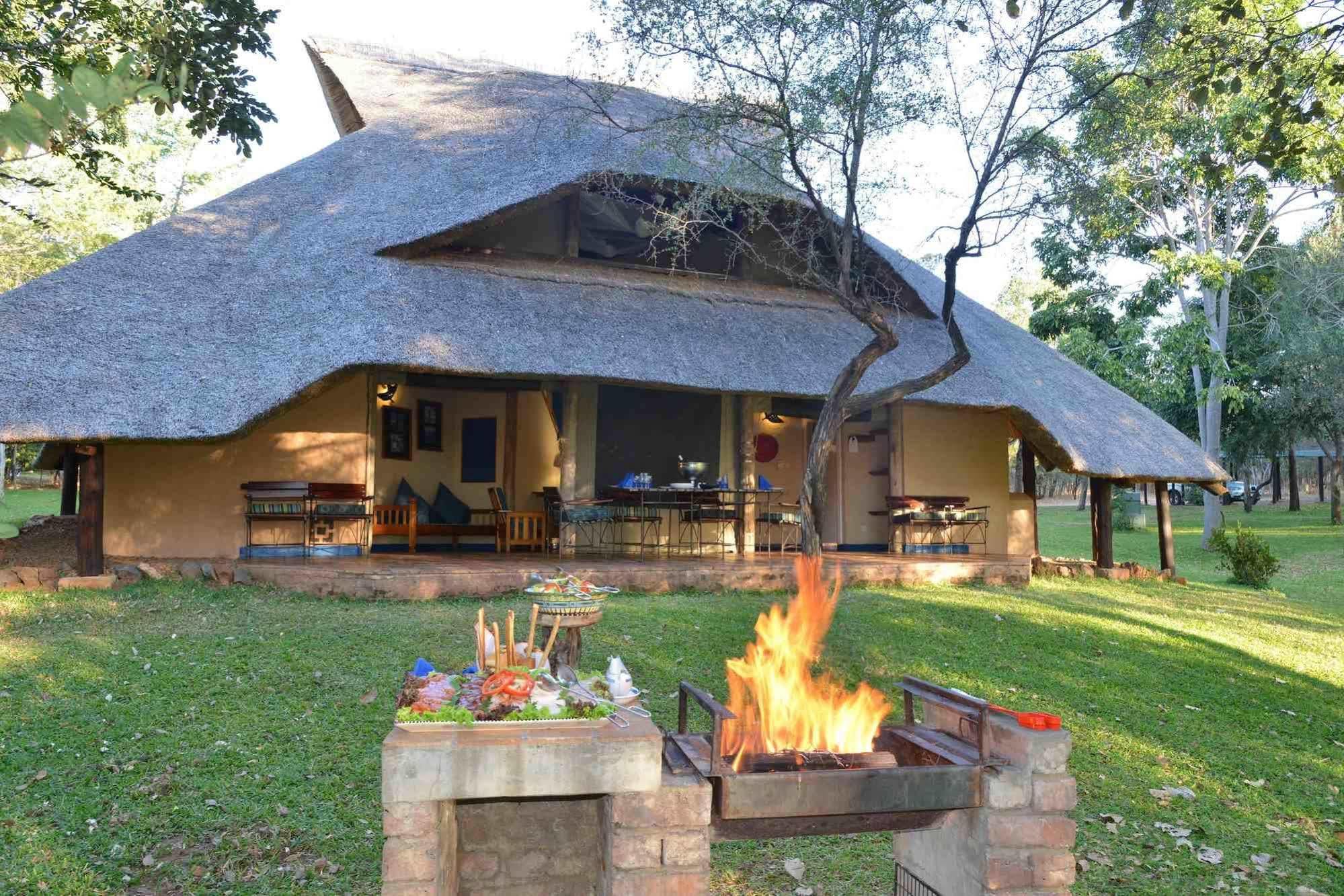 Lokuthula Lodges Victoriawatervallen Buitenkant foto